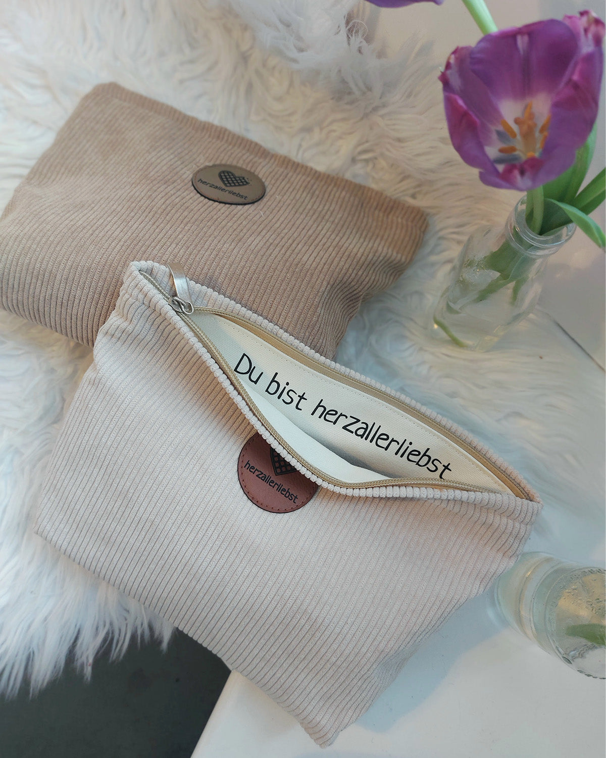 CORD BEAUTY BAG - DU BIST HERZALLERLIEBST